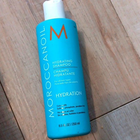 Moroccanoil Hair Moroccanoil Hydrating Shampoo Poshmark